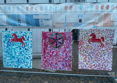 Bunte Plakate