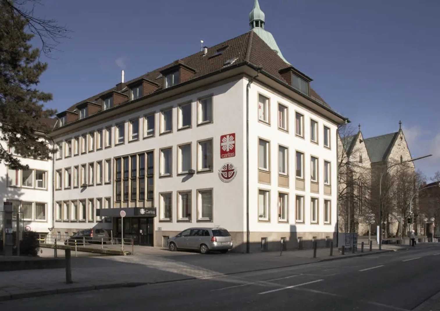 Caritashaus_1-1024x679.jpg Das Gebäude des SKF an der Johannisstraße